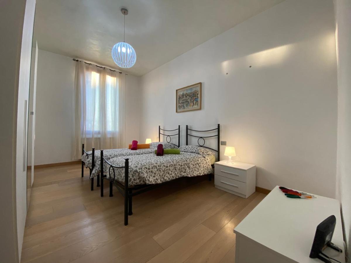 Ca' Santa Marta Apartment Velence Kültér fotó