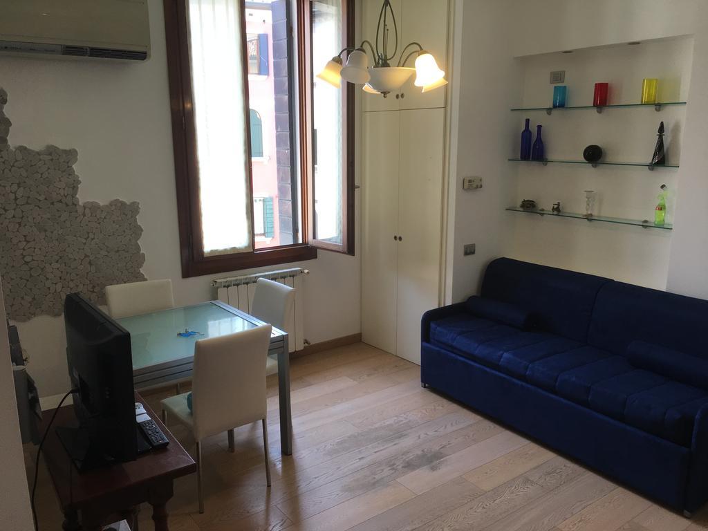 Ca' Santa Marta Apartment Velence Kültér fotó