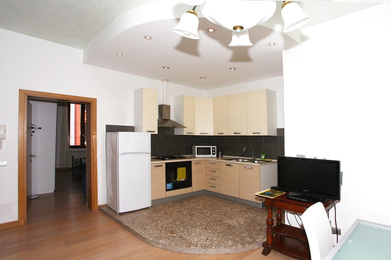 Ca' Santa Marta Apartment Velence Kültér fotó